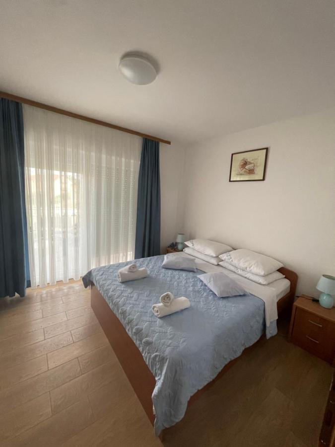 Apartmani Mirela Vrh  Экстерьер фото